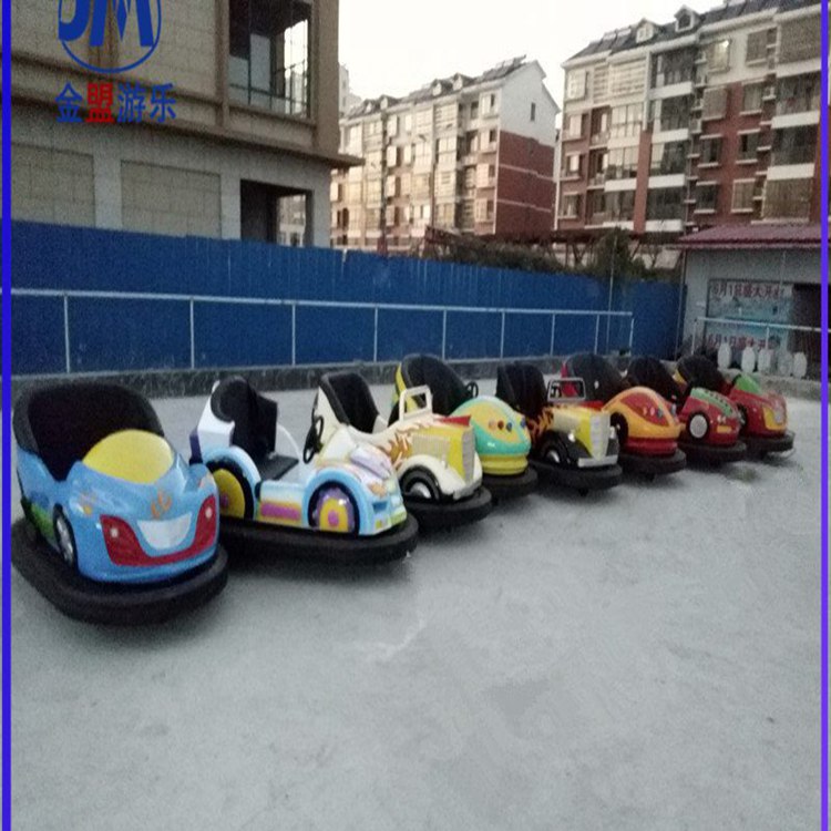 水上游乐场设施
