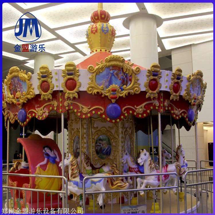 儿童喜爱旋转木马游乐设施