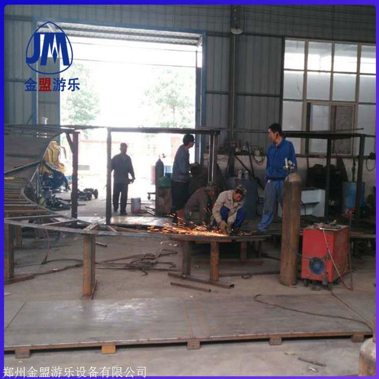 户外青虫滑车设施    小型公园游乐园设备